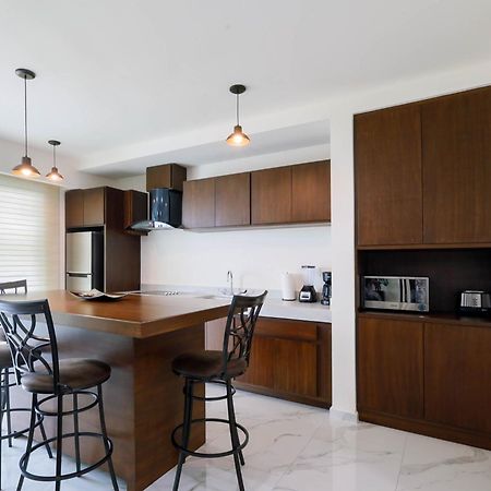 La Poza Suites Isla Mujeres Zewnętrze zdjęcie