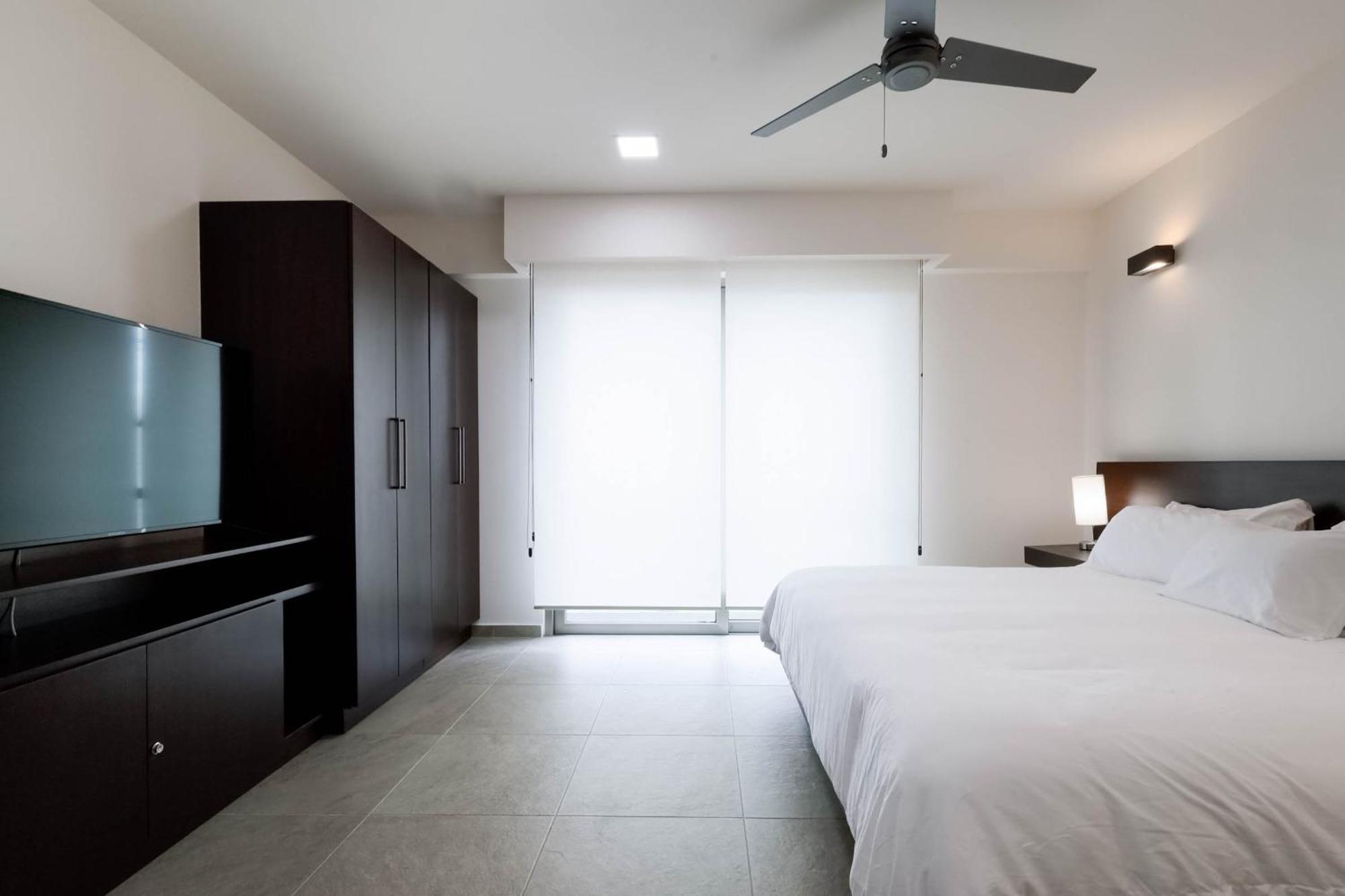 La Poza Suites Isla Mujeres Zewnętrze zdjęcie